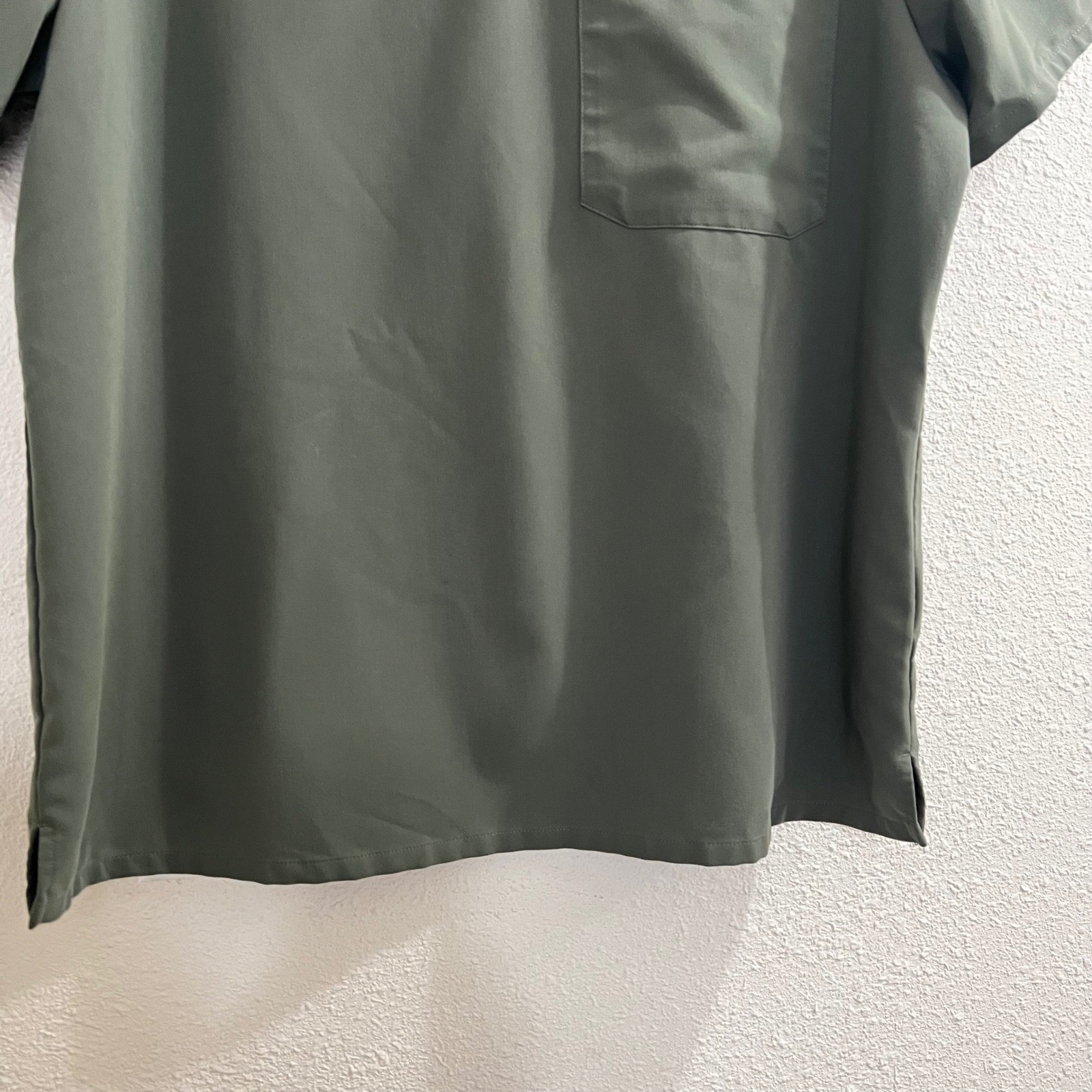 FIGS New Catarina One-Pocket Scrub Top Moss Green Women’s Plus Size 2XL