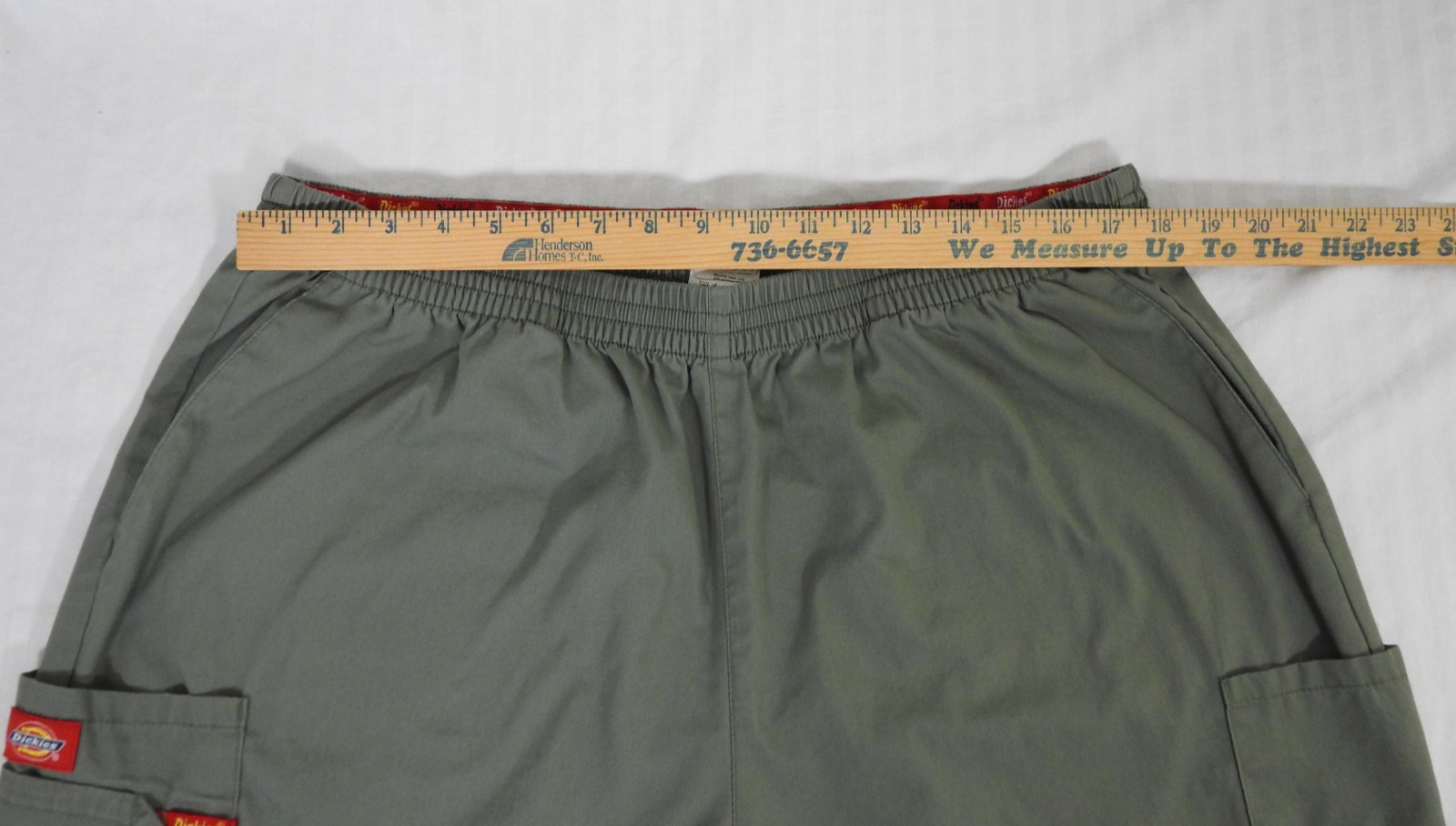 Women’s Dickies Sage Green Medical Scrub Pants 2XL PETITE. Style 86106P