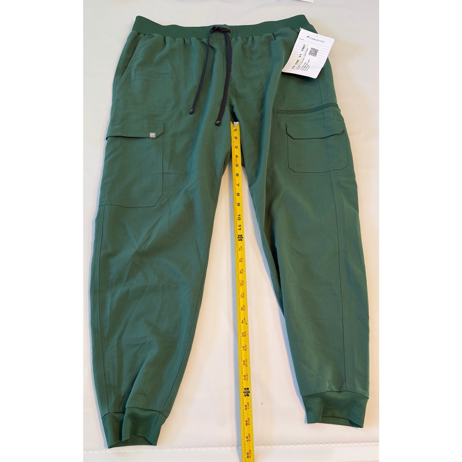 NWT Fabletics Evoke Cargo Scrub Jogger Pants Womens XXL/1X Hunter Green READ
