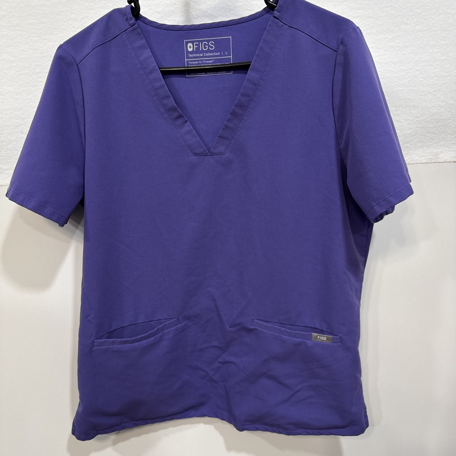 Figs Technical Collection Scrub Top light, purple lilac Women’s Size Large